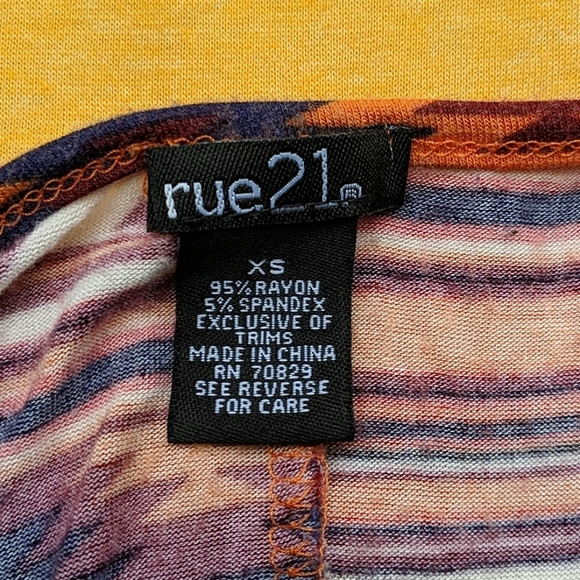 Rue 21 multicolor tribal print half sleeve top - Picture 4 of 4